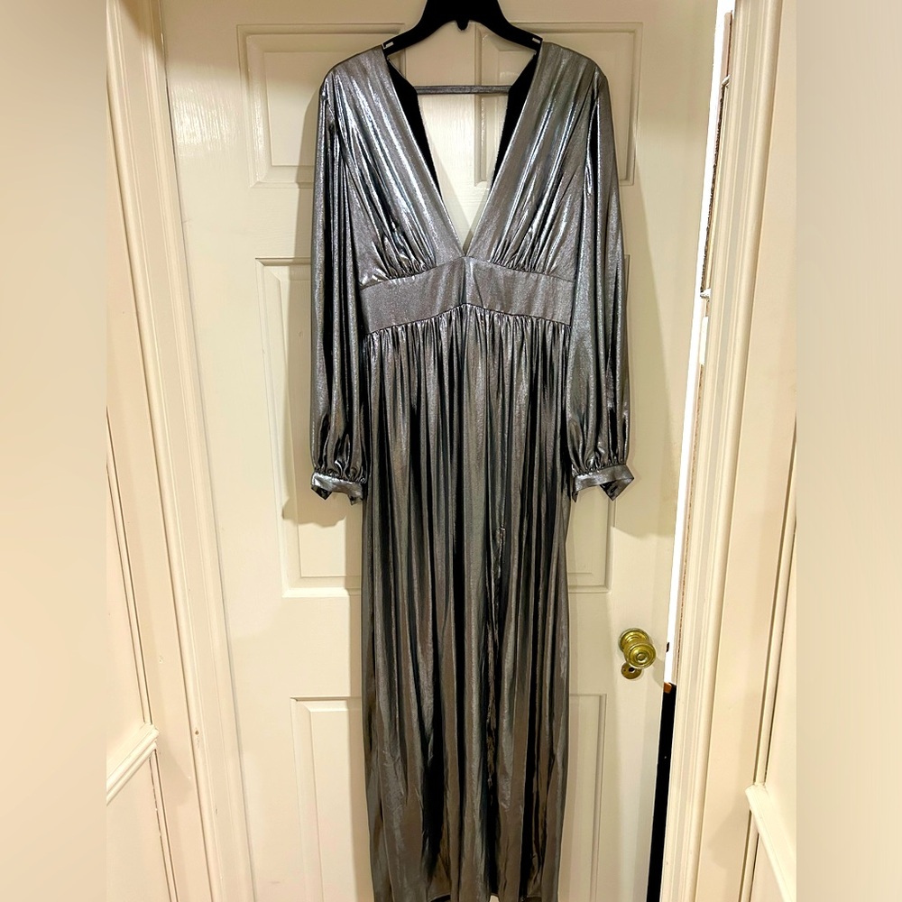 Beautiful party dress with tags